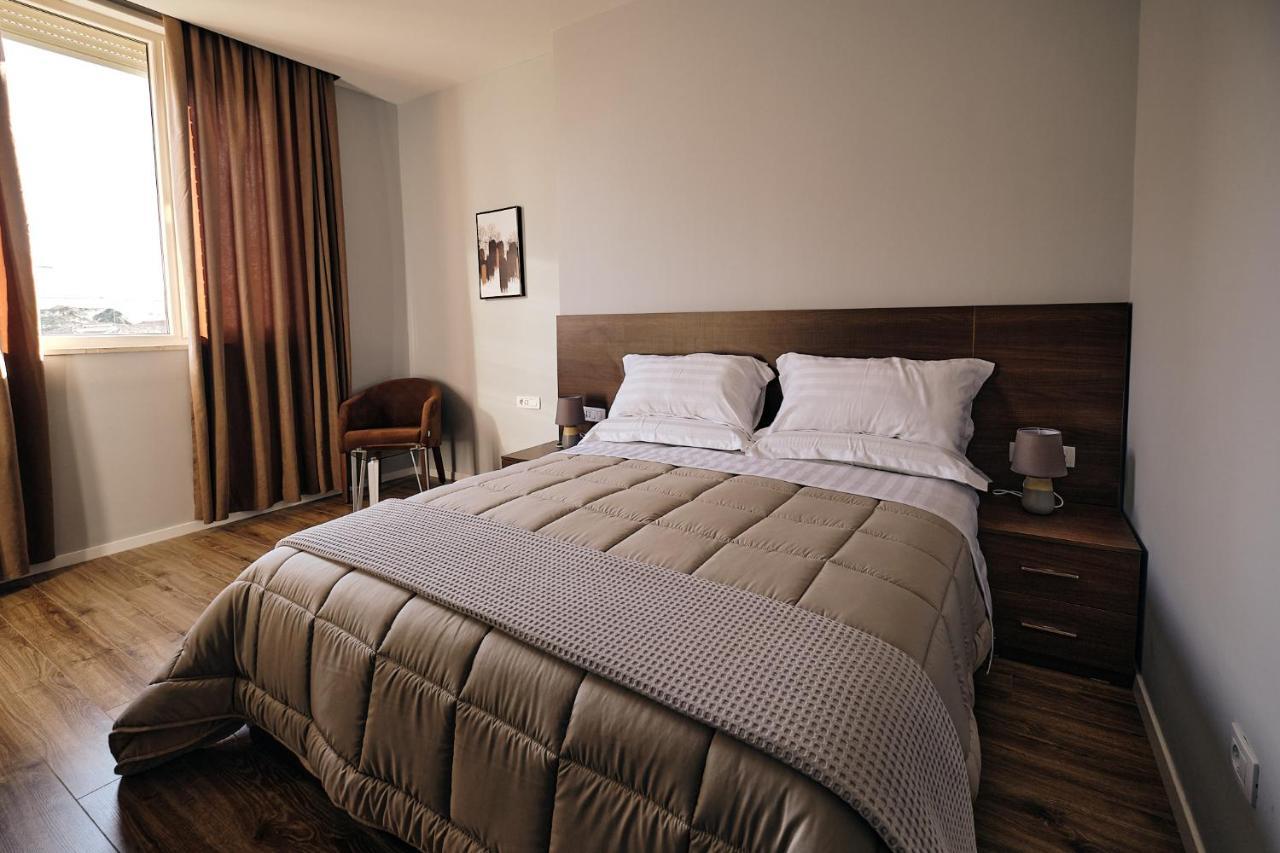 In Center Hotel Τίρανα Εξωτερικό φωτογραφία