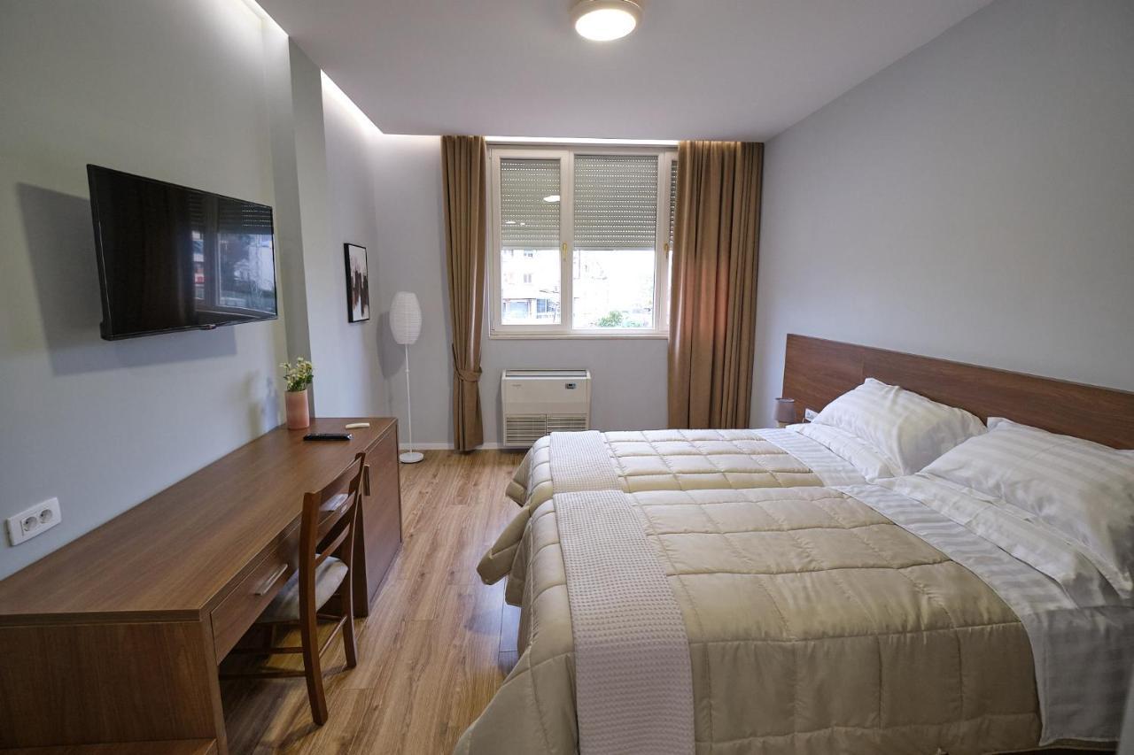 In Center Hotel Τίρανα Εξωτερικό φωτογραφία
