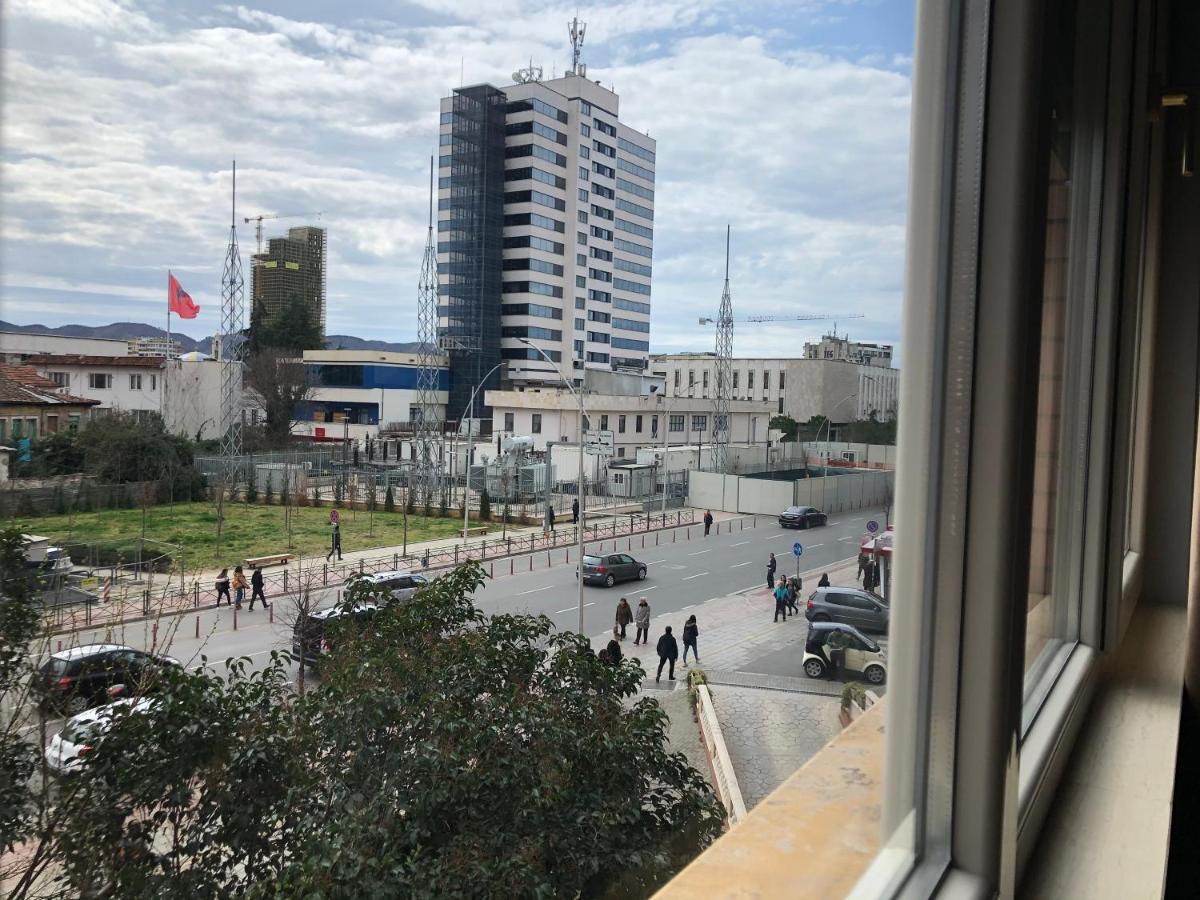 In Center Hotel Τίρανα Εξωτερικό φωτογραφία