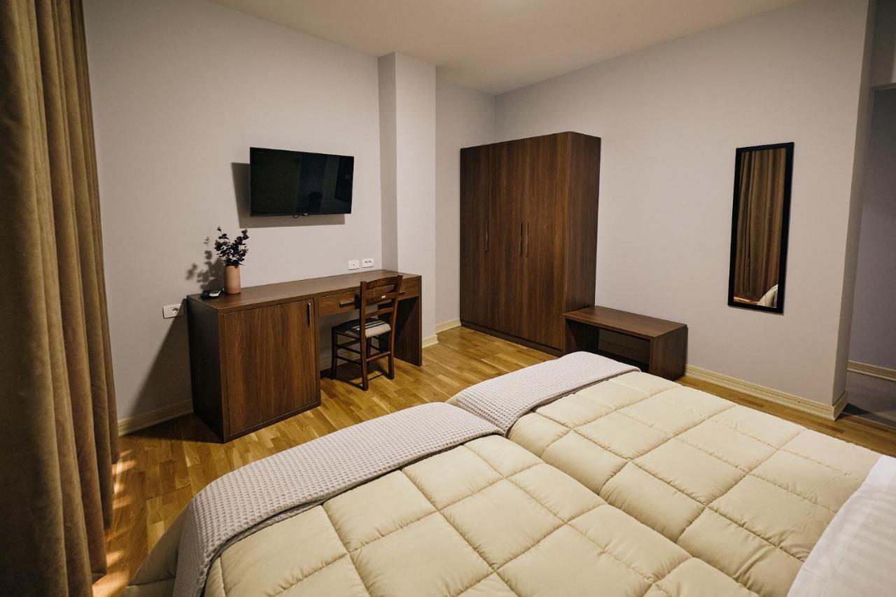 In Center Hotel Τίρανα Εξωτερικό φωτογραφία