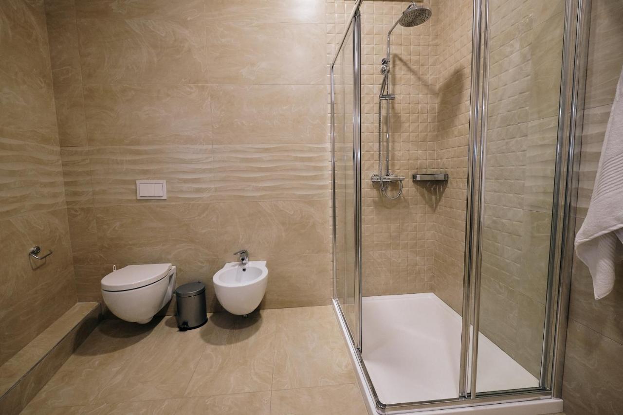 In Center Hotel Τίρανα Εξωτερικό φωτογραφία